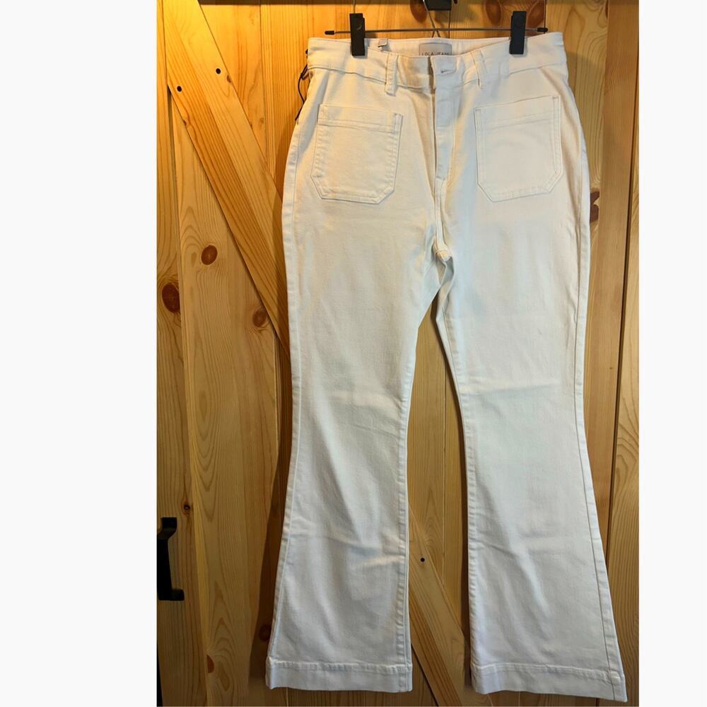 Lola Jeans White High-Rise Flare Jeans NWOT- Size 31